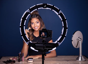 POURQUOI UNE RING LIGHT EST INDISPENSABLE POUR VOS VIDÉOS DE STREAMING EN DIRECT ?